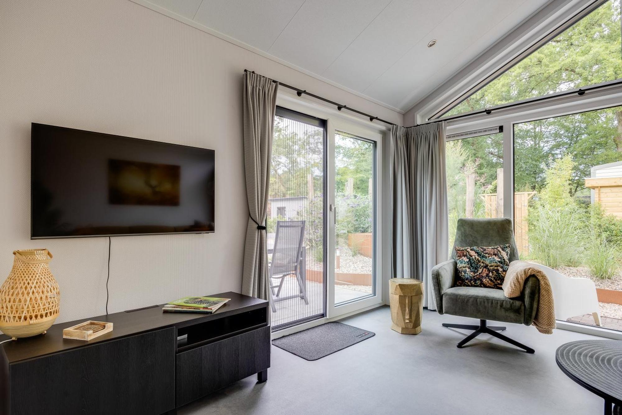 Modern Ingericht Chalet Op Groen Park Op De Veluwe Epe Exteriér fotografie