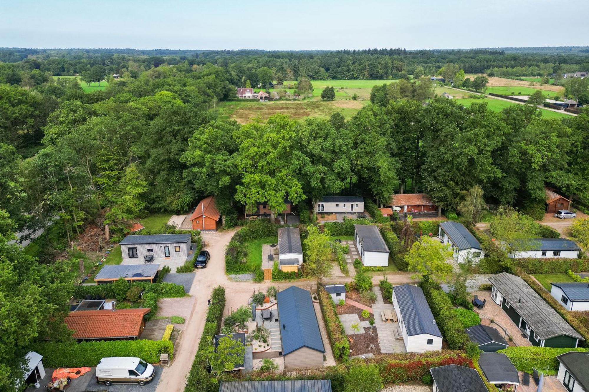 Modern Ingericht Chalet Op Groen Park Op De Veluwe Epe Exteriér fotografie