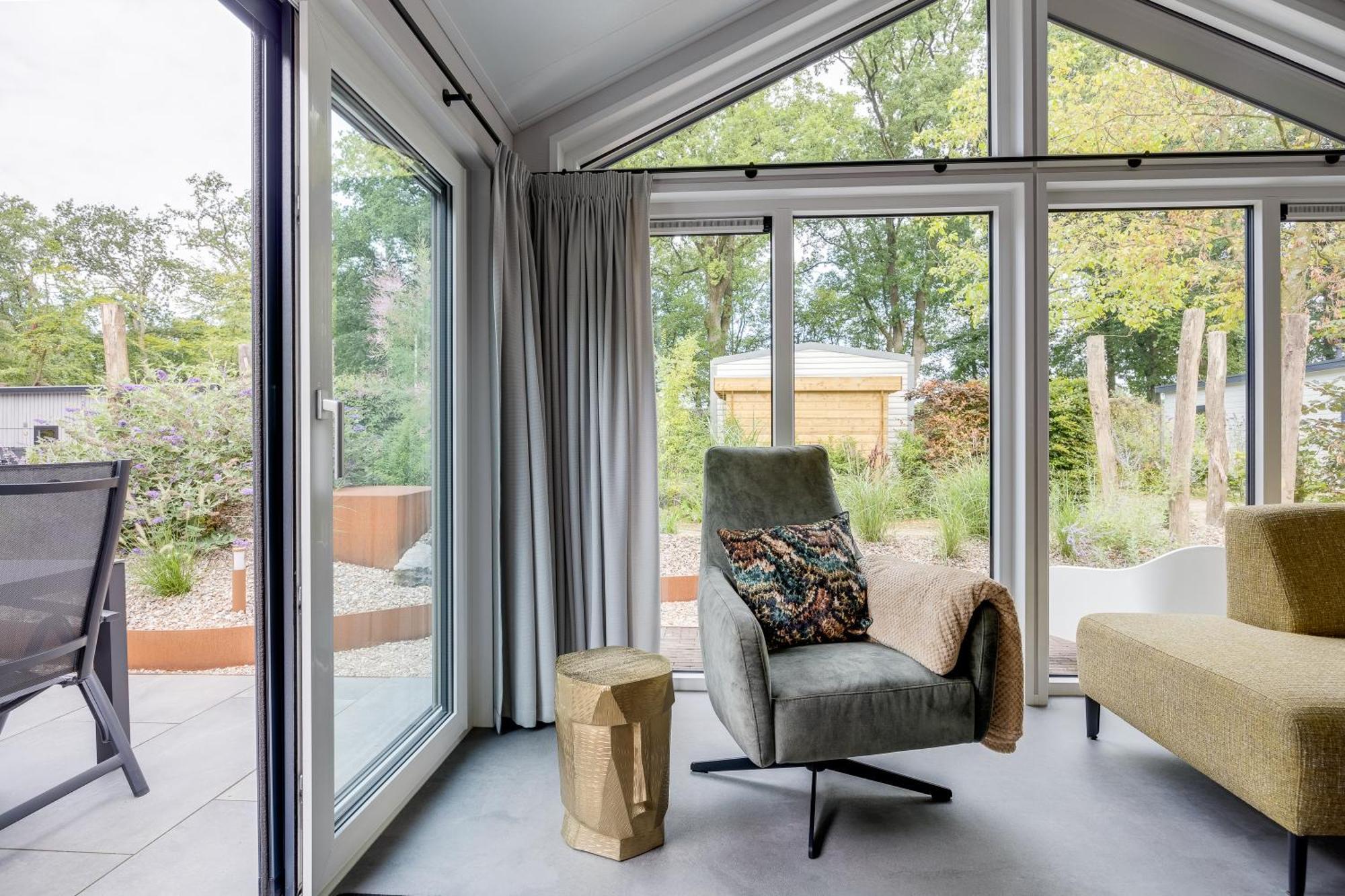 Modern Ingericht Chalet Op Groen Park Op De Veluwe Epe Exteriér fotografie