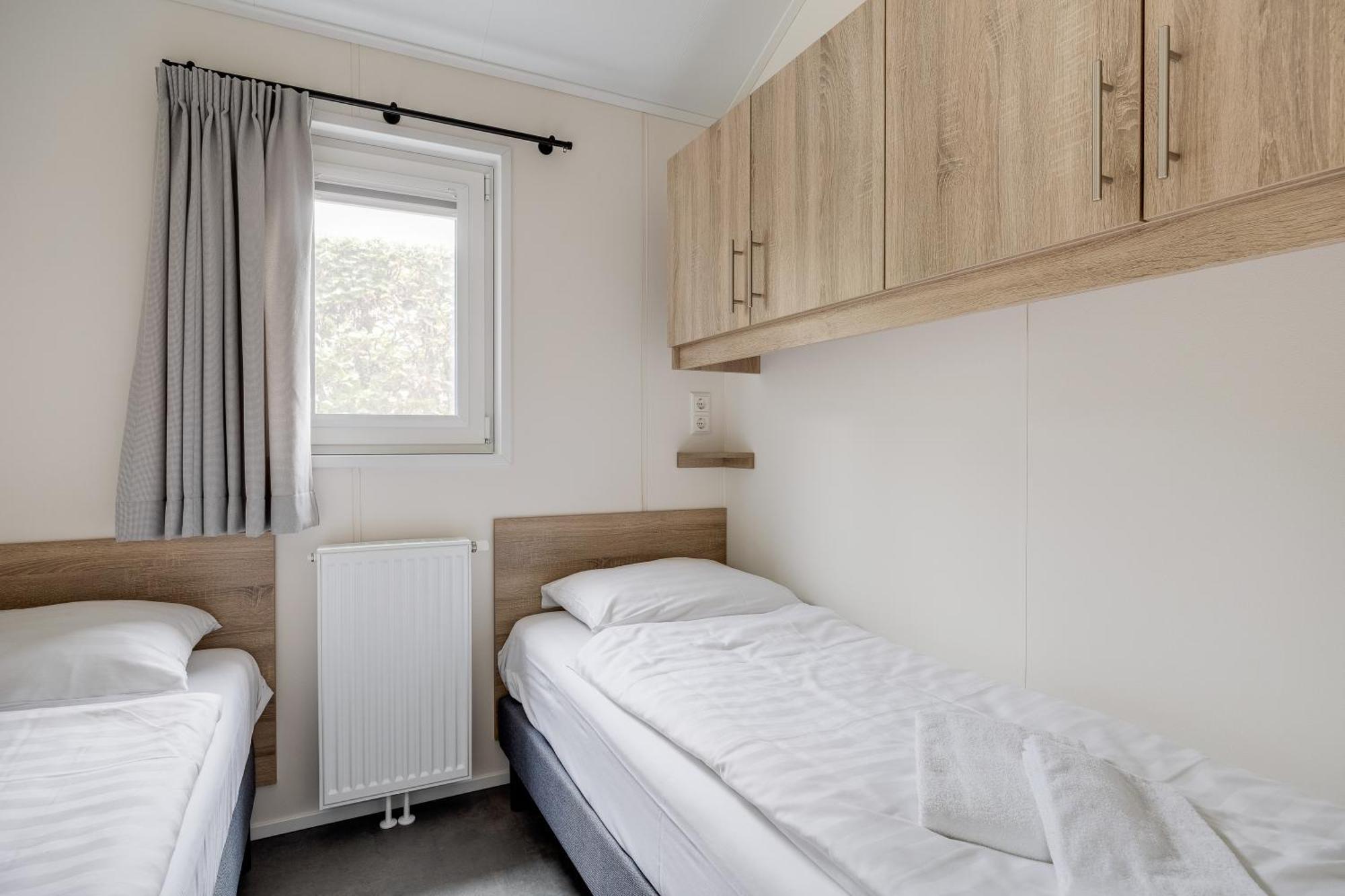 Modern Ingericht Chalet Op Groen Park Op De Veluwe Epe Exteriér fotografie